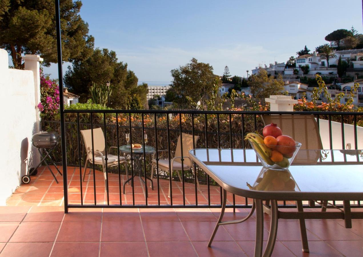 Agradable Adosado Con Piscina La Hidalga Villa Benalmádena Buitenkant foto