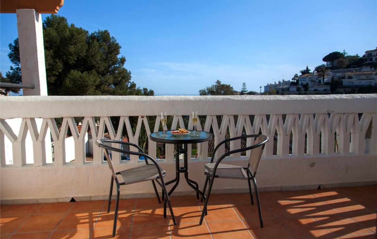 Agradable Adosado Con Piscina La Hidalga Villa Benalmádena Buitenkant foto