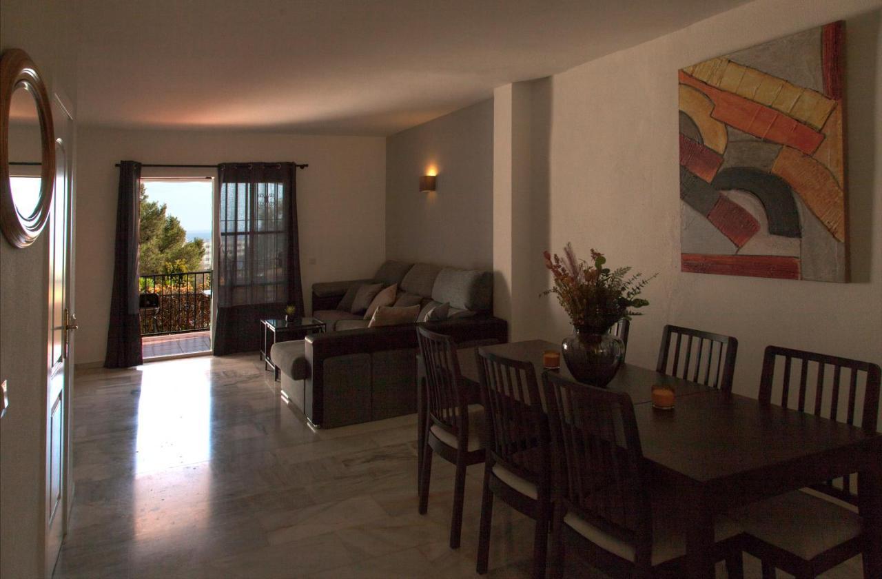 Agradable Adosado Con Piscina La Hidalga Villa Benalmádena Buitenkant foto