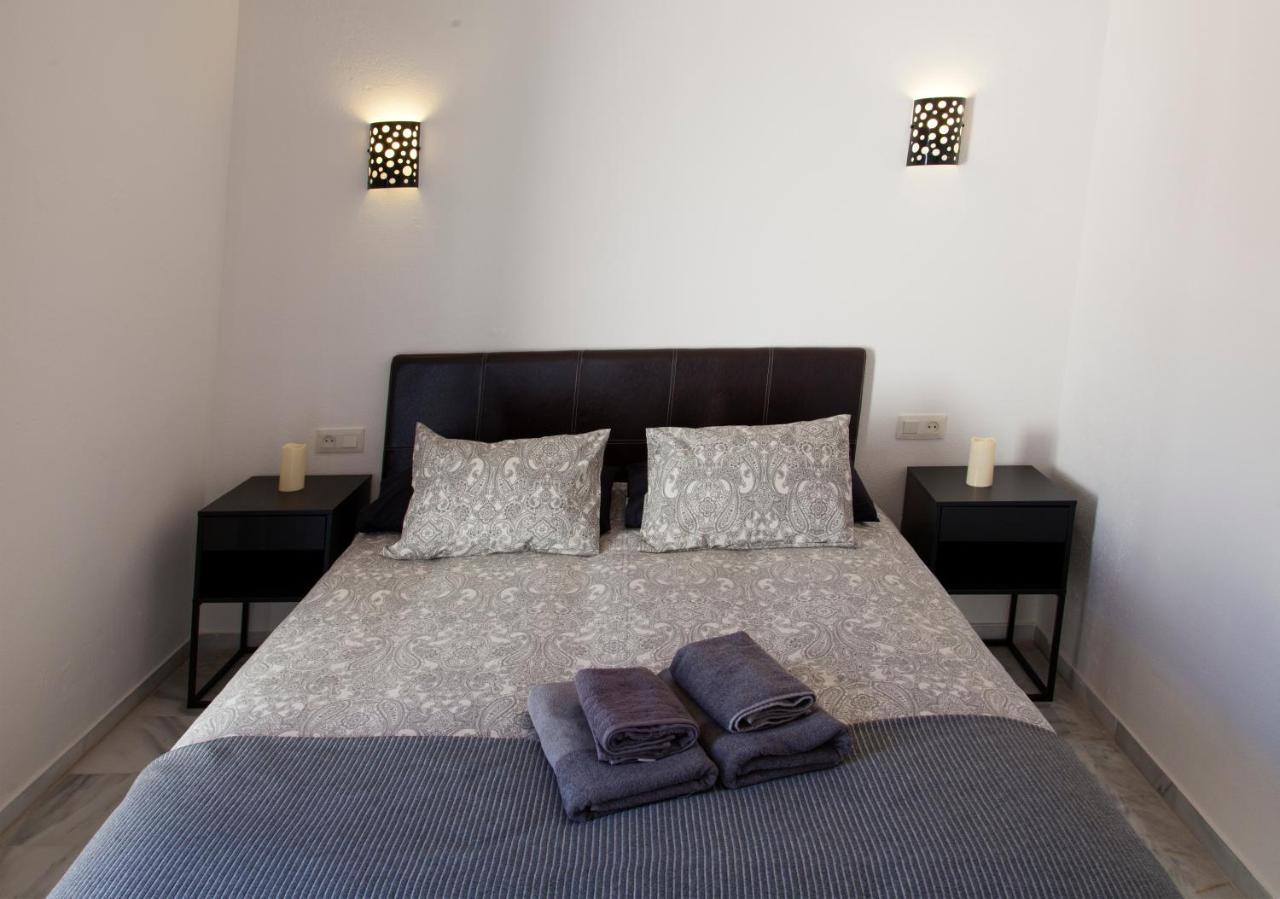 Agradable Adosado Con Piscina La Hidalga Villa Benalmádena Buitenkant foto