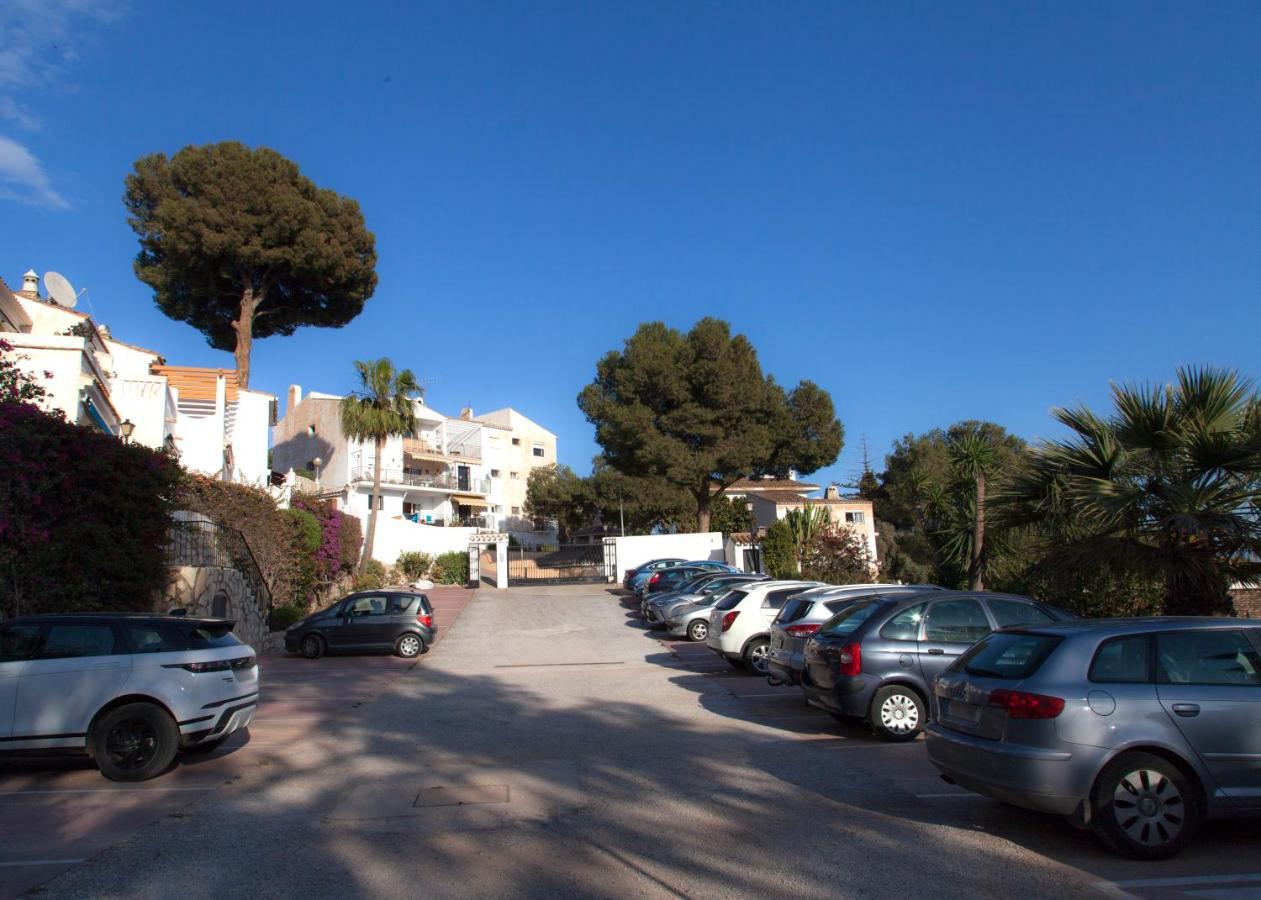 Agradable Adosado Con Piscina La Hidalga Villa Benalmádena Buitenkant foto